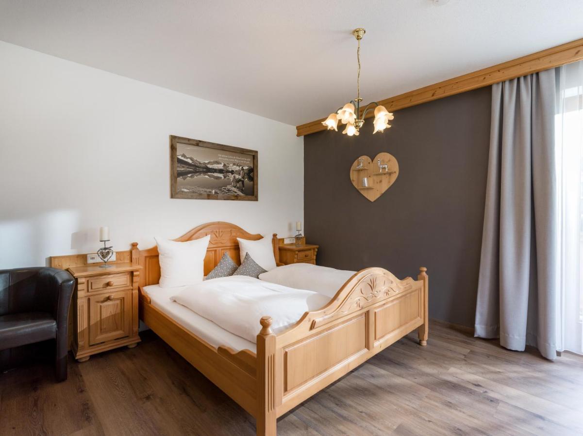 Landhaus Alpenherz Aschau Im Zillertal Екстериор снимка